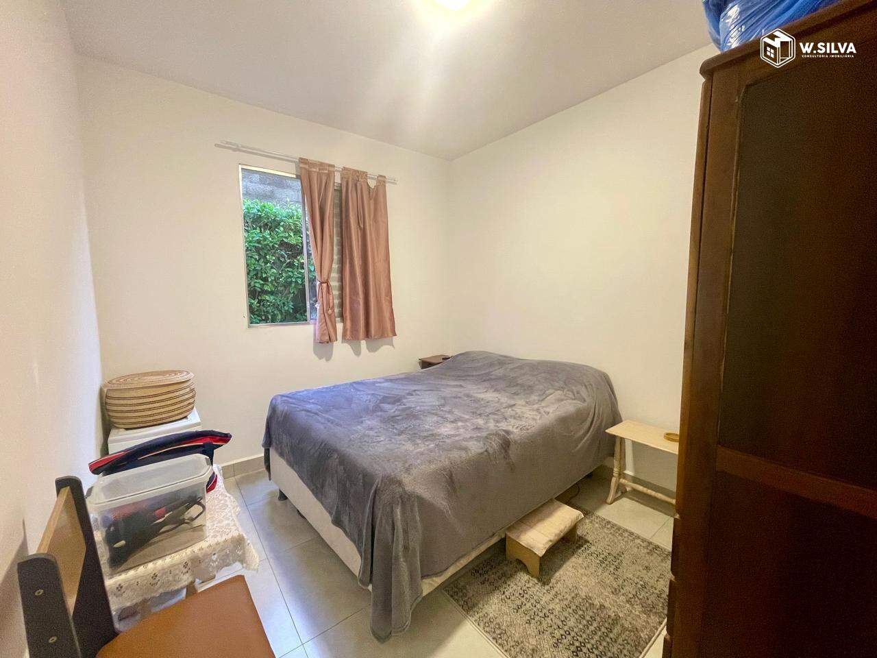 Apartamento à venda no Village Azaleia: 