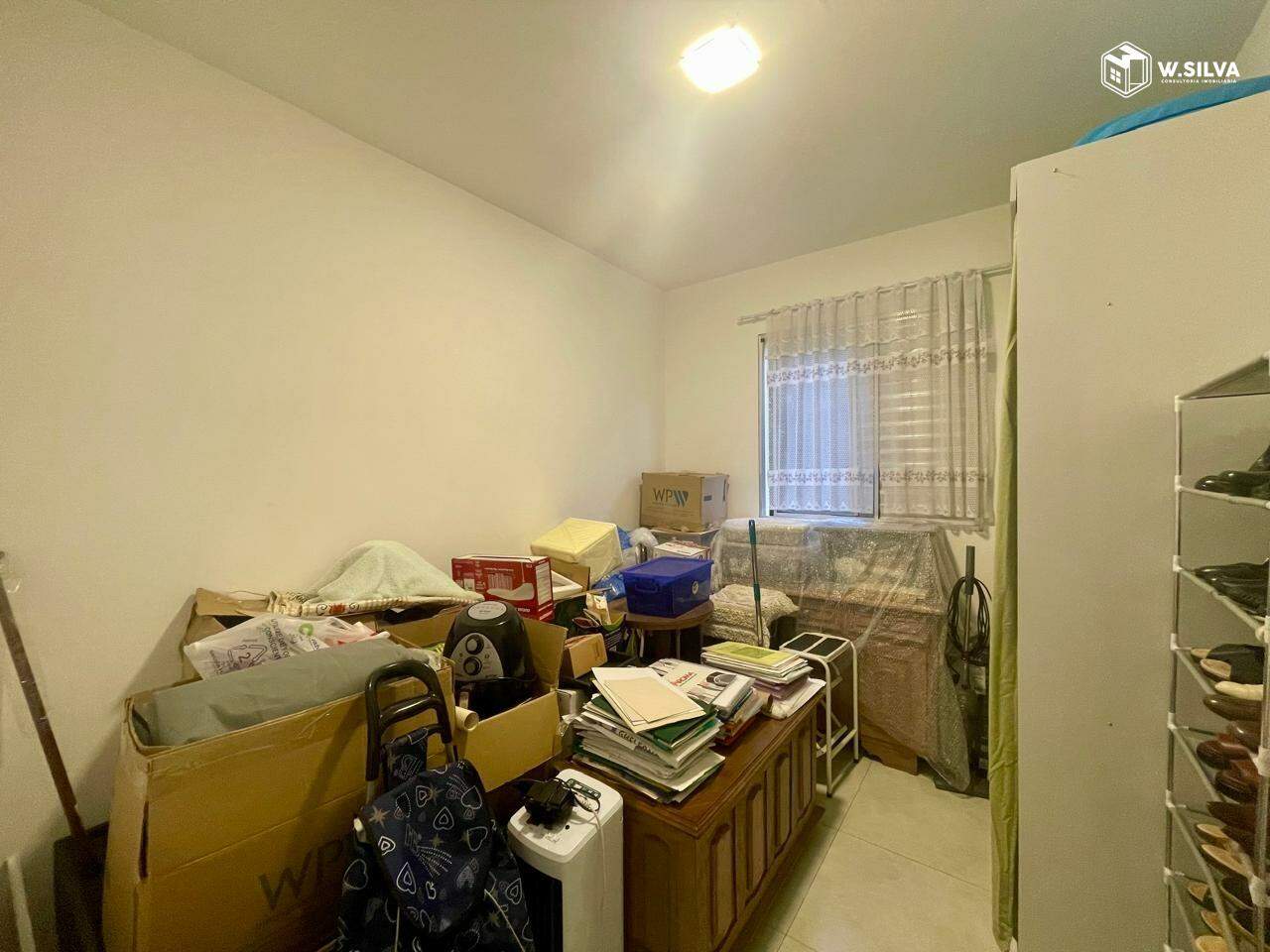 Apartamento à venda no Village Azaleia: 