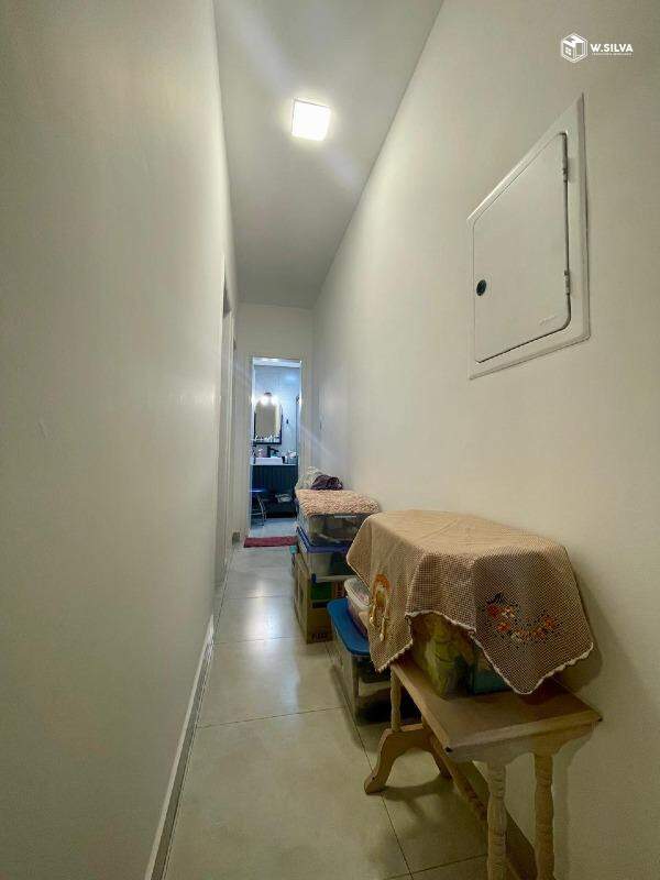 Apartamento à venda no Village Azaleia: 