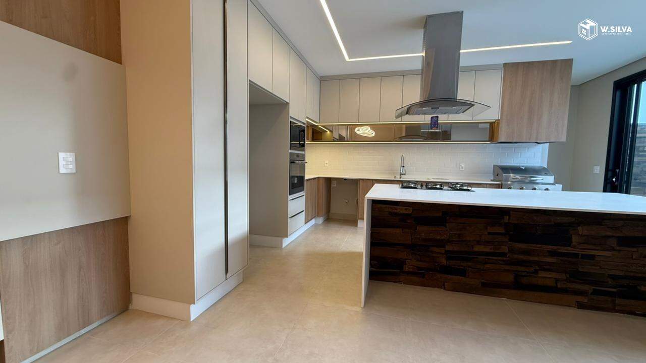 Casa em Condomínio à venda no Condomínio Residencial Viena: COZINHA
