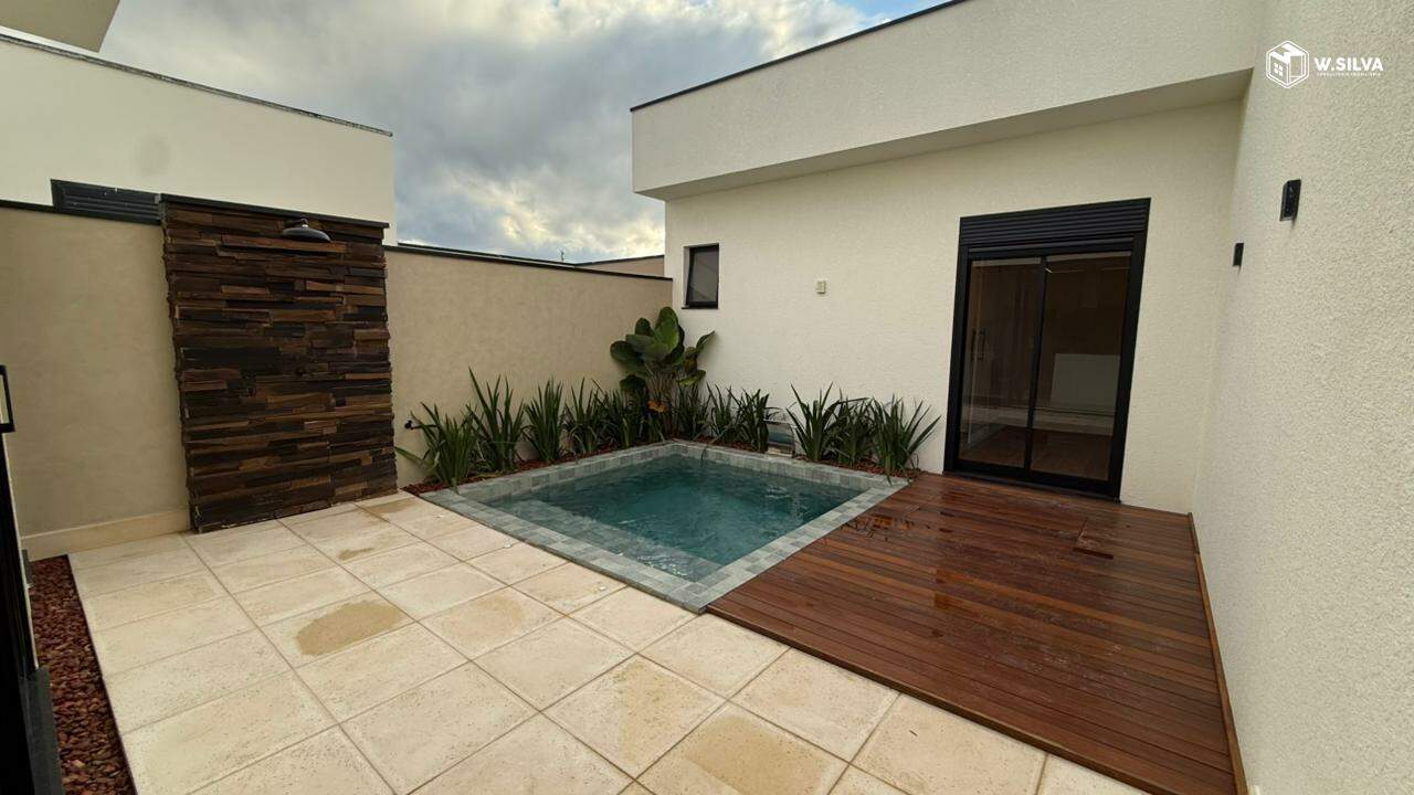 Casa em Condomínio à venda no Condomínio Residencial Viena: PISCINA