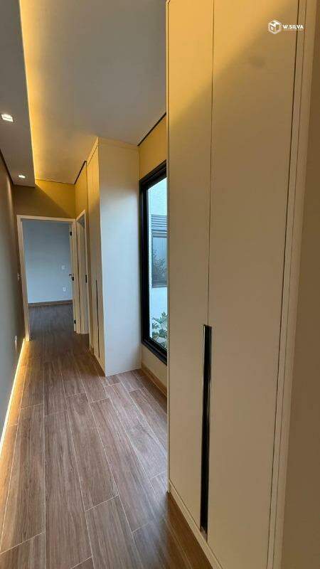 Casa em Condomínio à venda no Condomínio Residencial Viena: CORREDOR