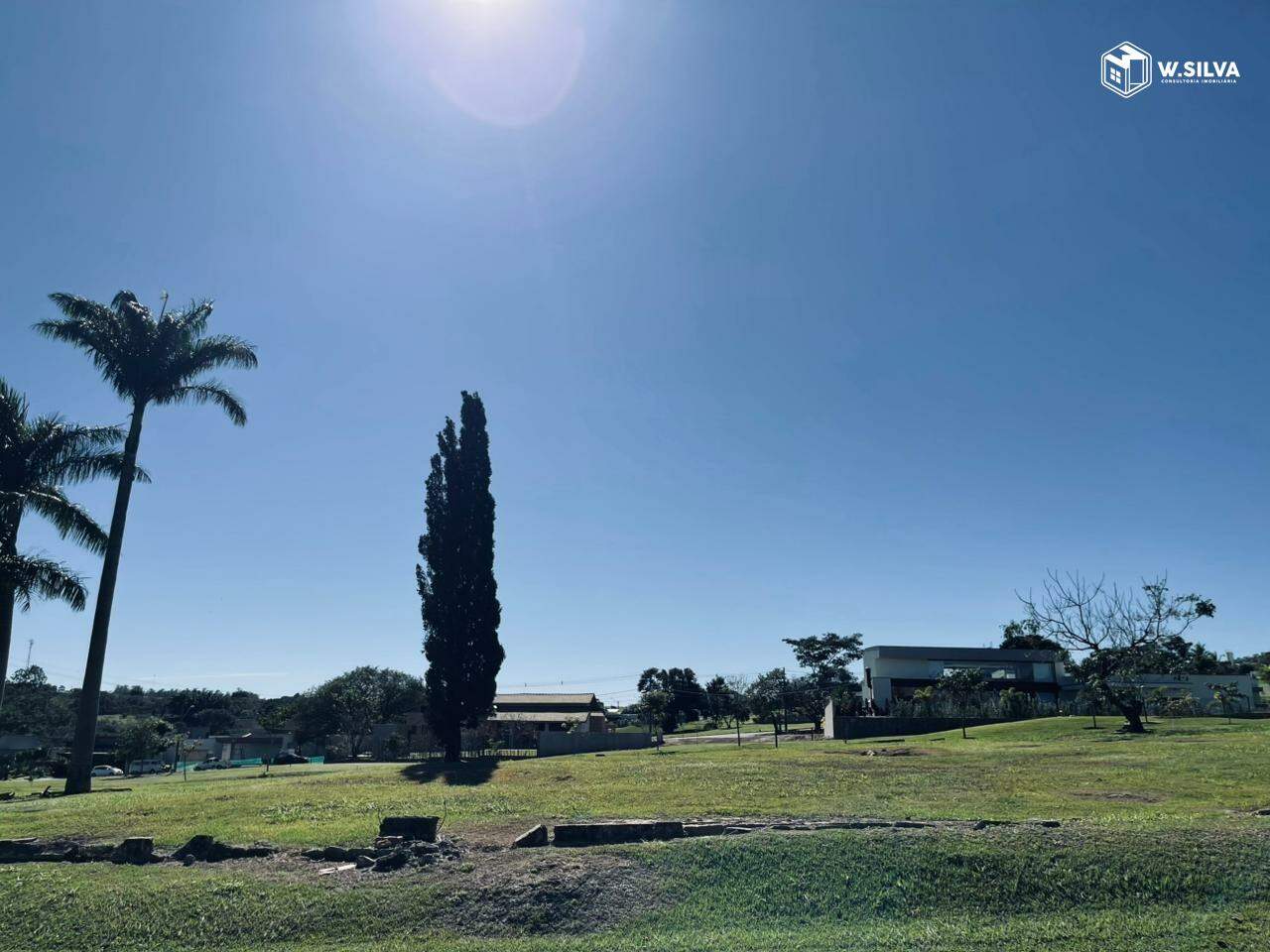 Terreno em condomínio à venda no Jardins do Golfe Residencial: