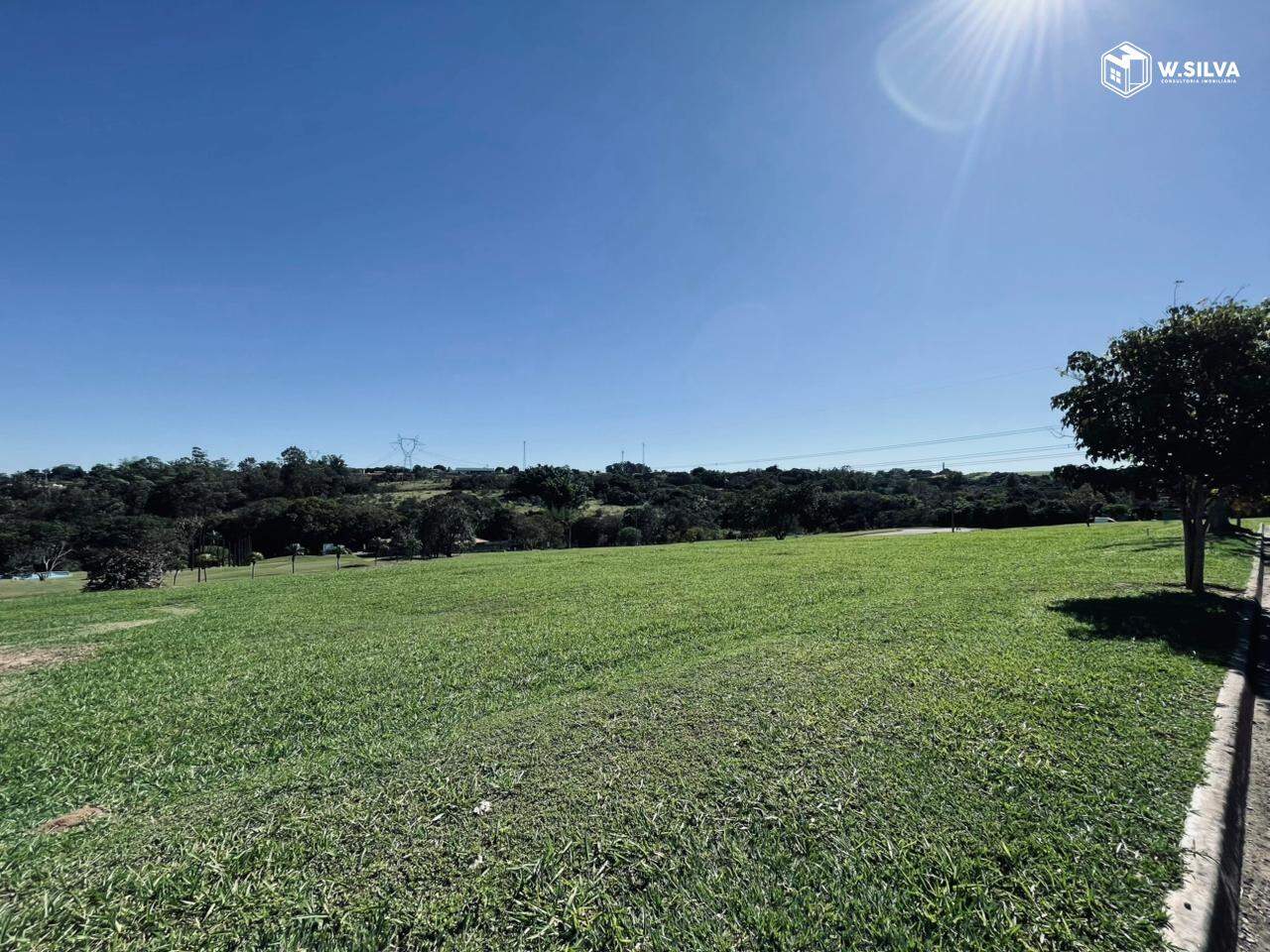 Terreno em condomínio à venda no Jardins do Golfe Residencial: