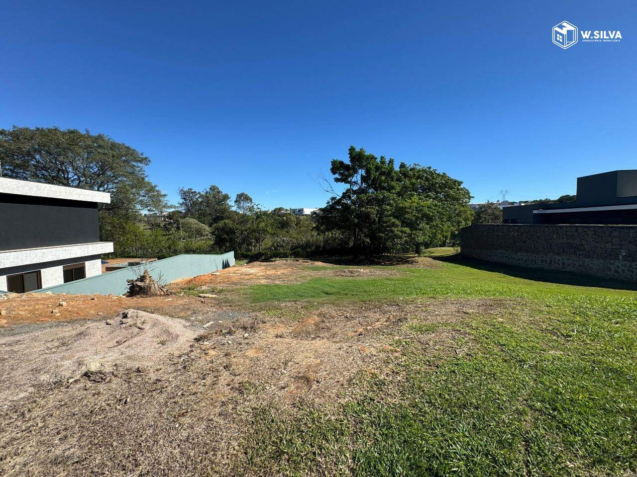 Terreno em condomínio à venda no Jardins do Golfe Residencial: 