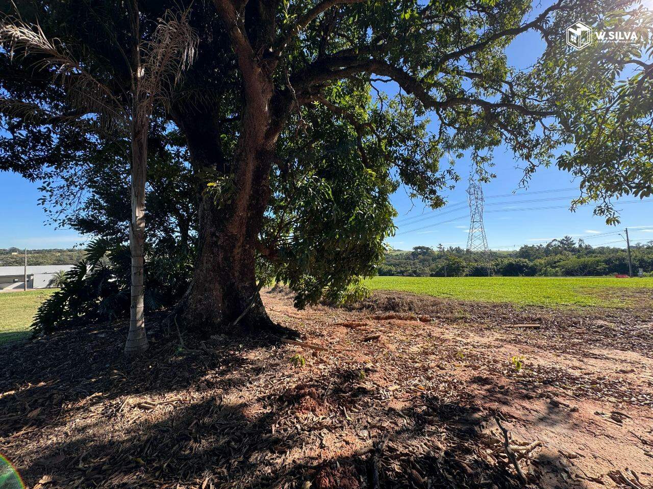 Terreno em condomínio à venda no Jardins do Golfe Residencial: