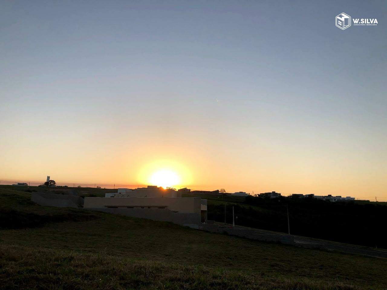 Terreno em condomínio à venda no Condomínio Jardim Quintas da Terracota: