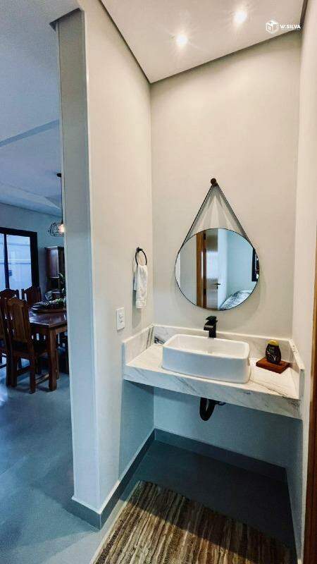 Casa à venda no Jardim Regente: 