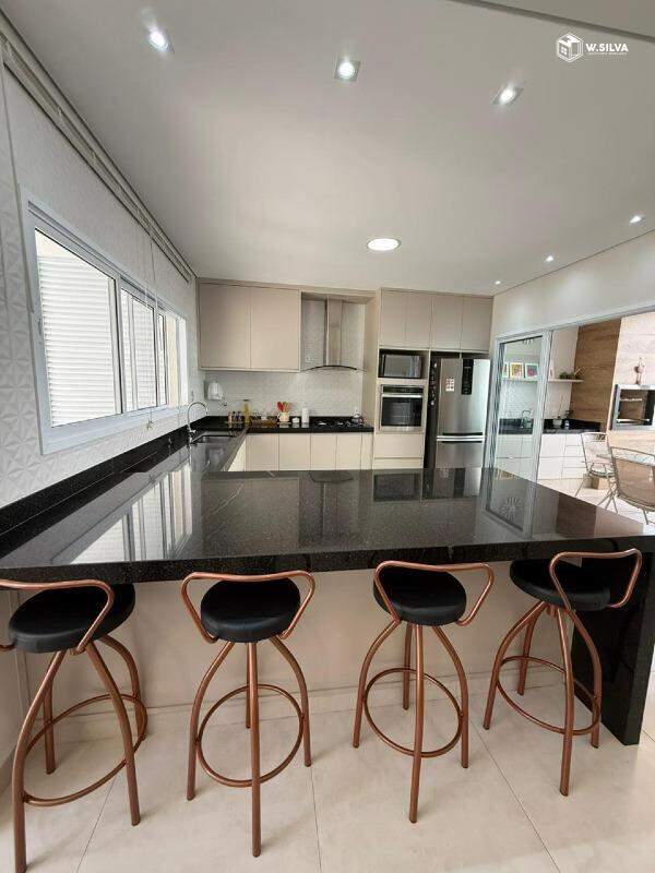 Casa em Condomínio à venda no Condomínio Mantova Residencial: 