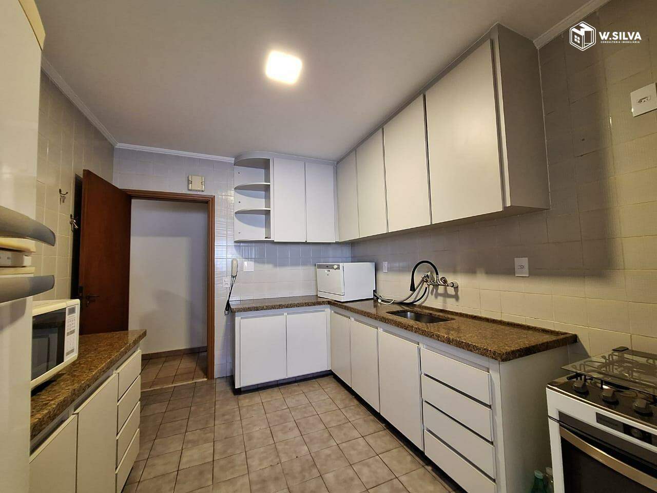 Apartamento à venda no Edifício Ana Lucia: