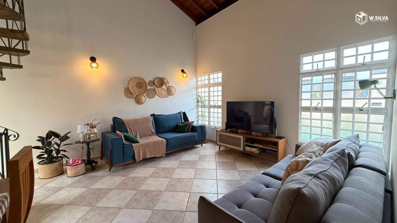 Casa à venda no Jardim Regente: 