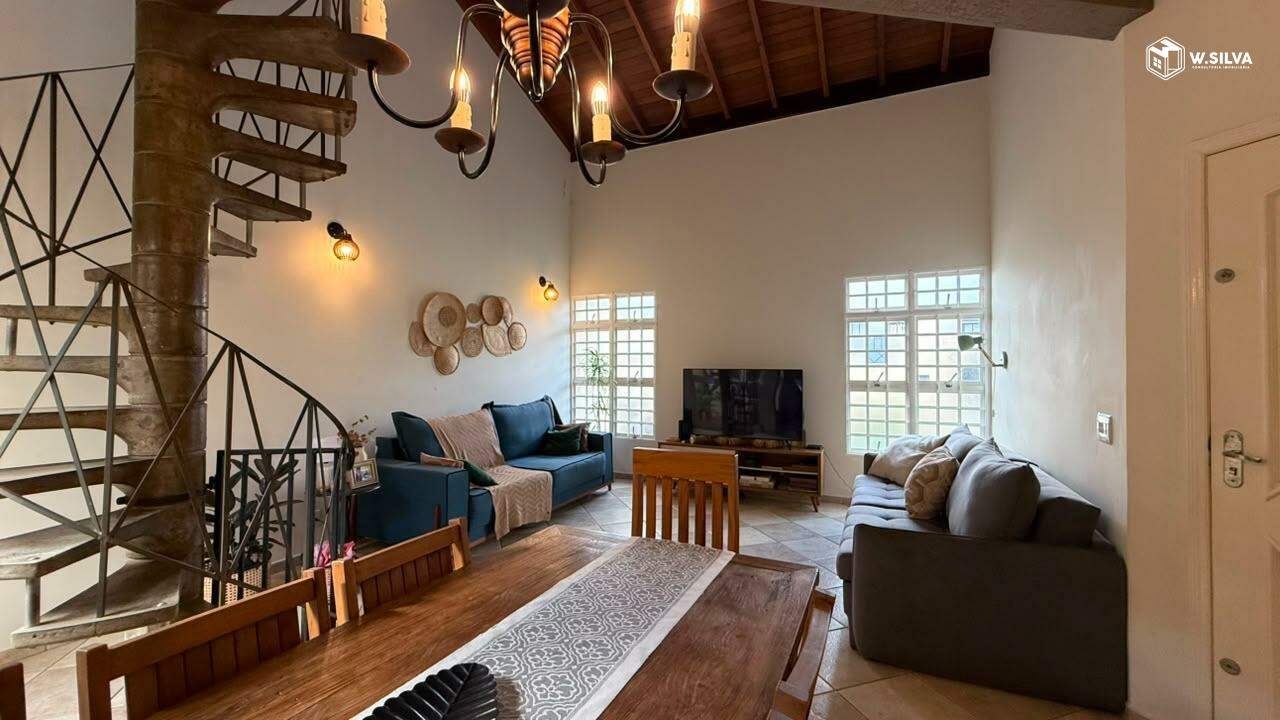 Casa à venda no Jardim Regente: 