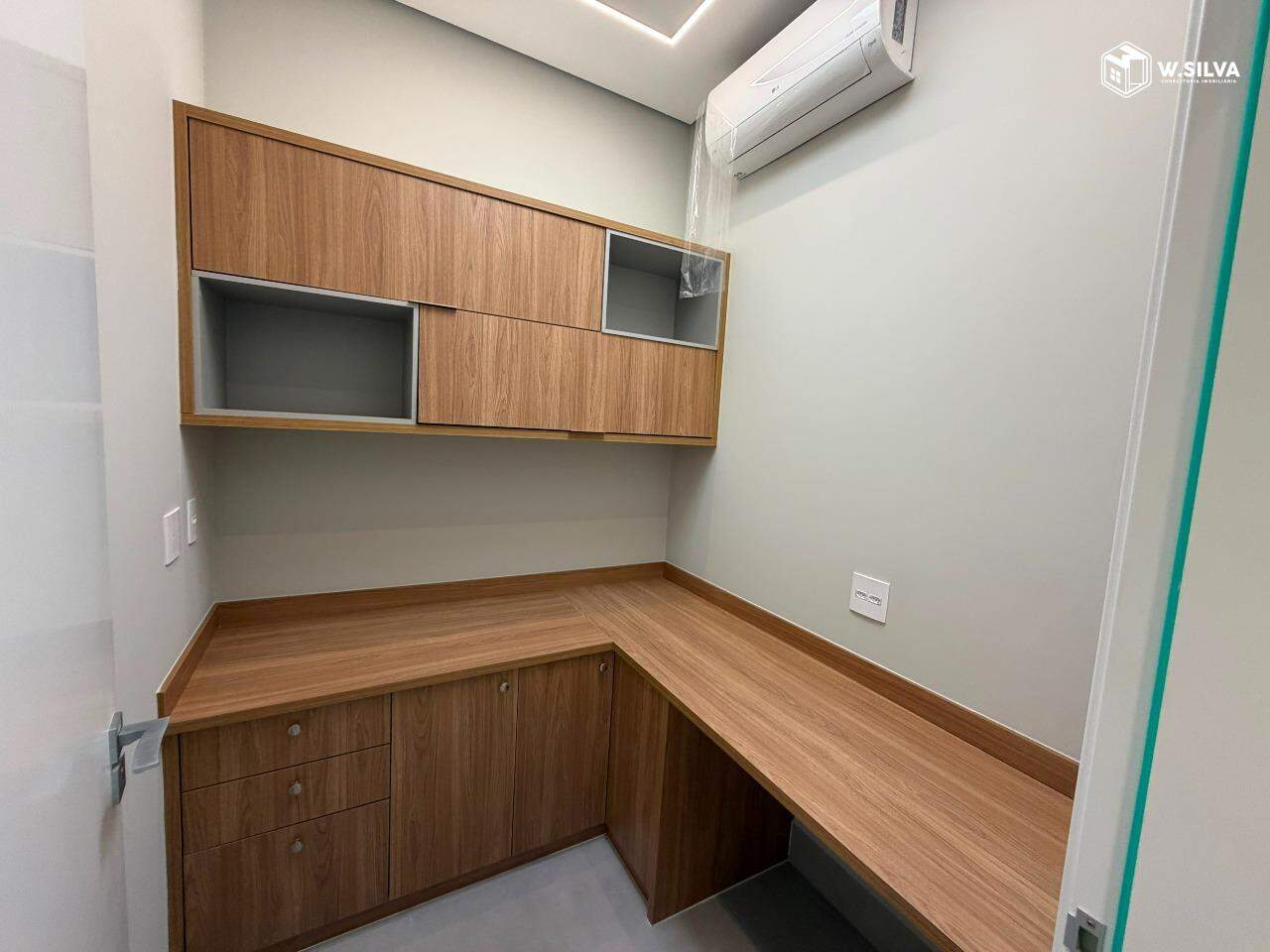 Casa em Condomínio à venda no Loteamento Park Gran Reserve: