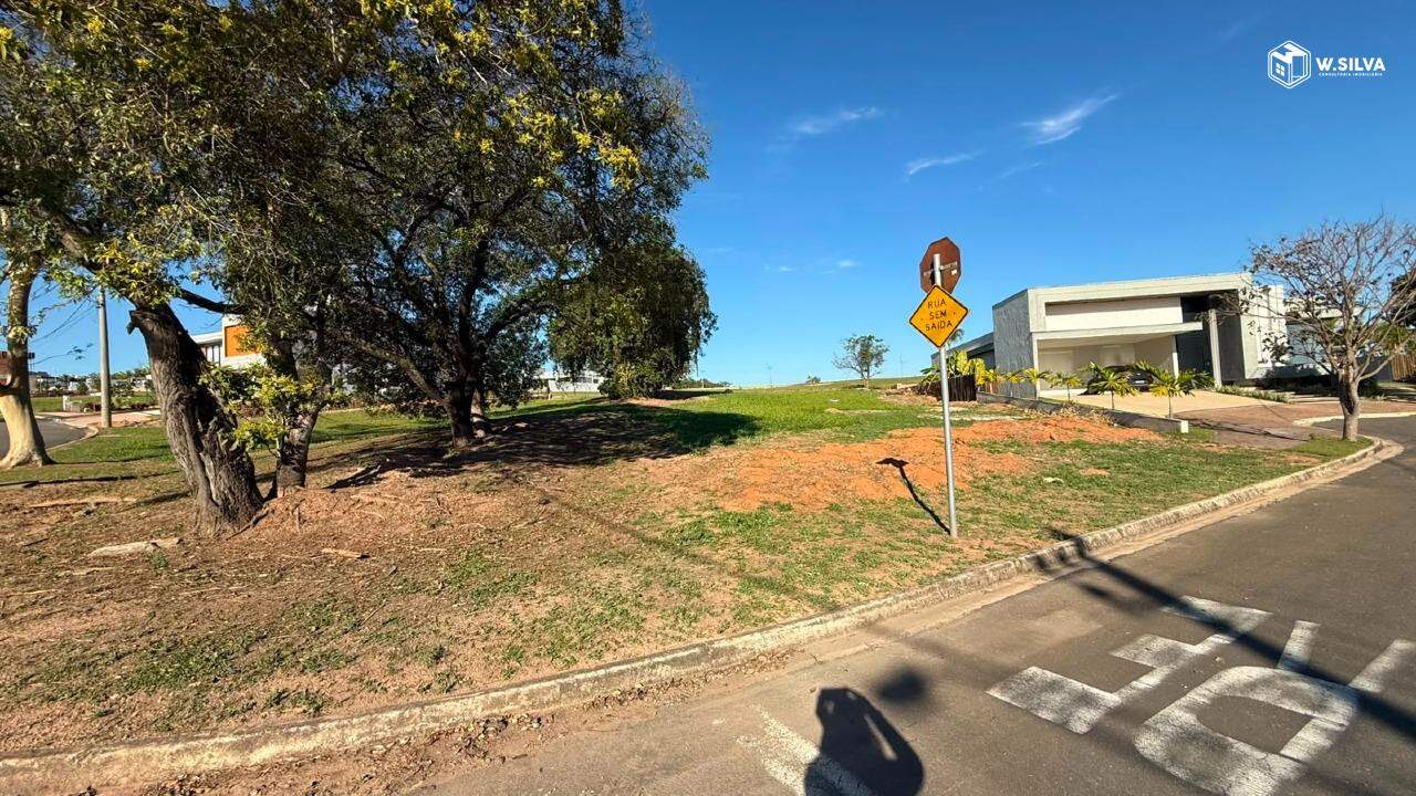 Terreno em condomínio à venda no Jardim Indaiatuba Golf: 