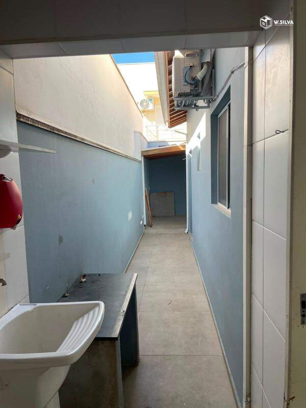 Casa em Condomínio à venda no Villaggio Di Itaici: