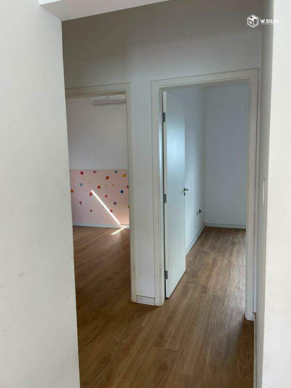 Casa em Condomínio à venda no Villaggio Di Itaici: