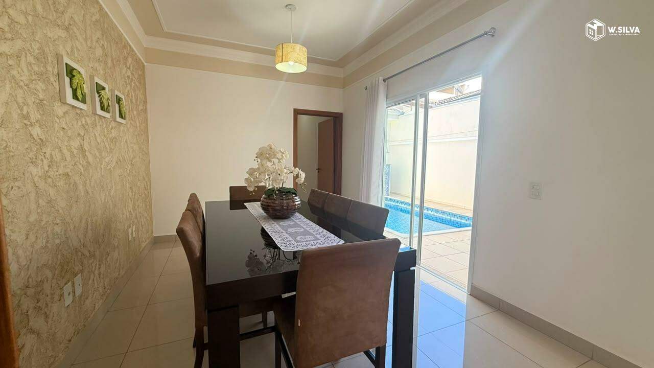 Casa em Condomínio à venda no Jardim Portal dos Ipês: 