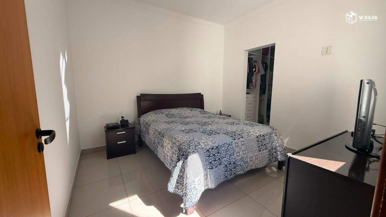Casa em Condomínio à venda no Jardim Portal dos Ipês: 