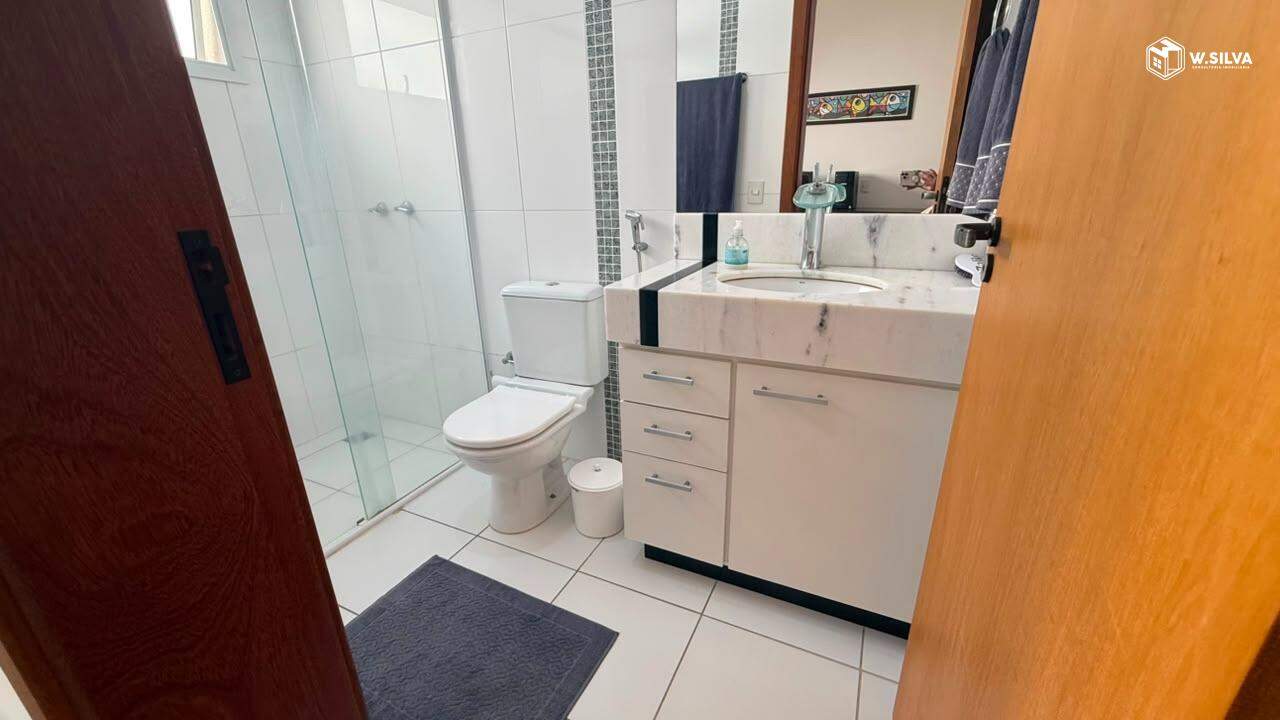 Casa em Condomínio à venda no Jardim Portal dos Ipês: 
