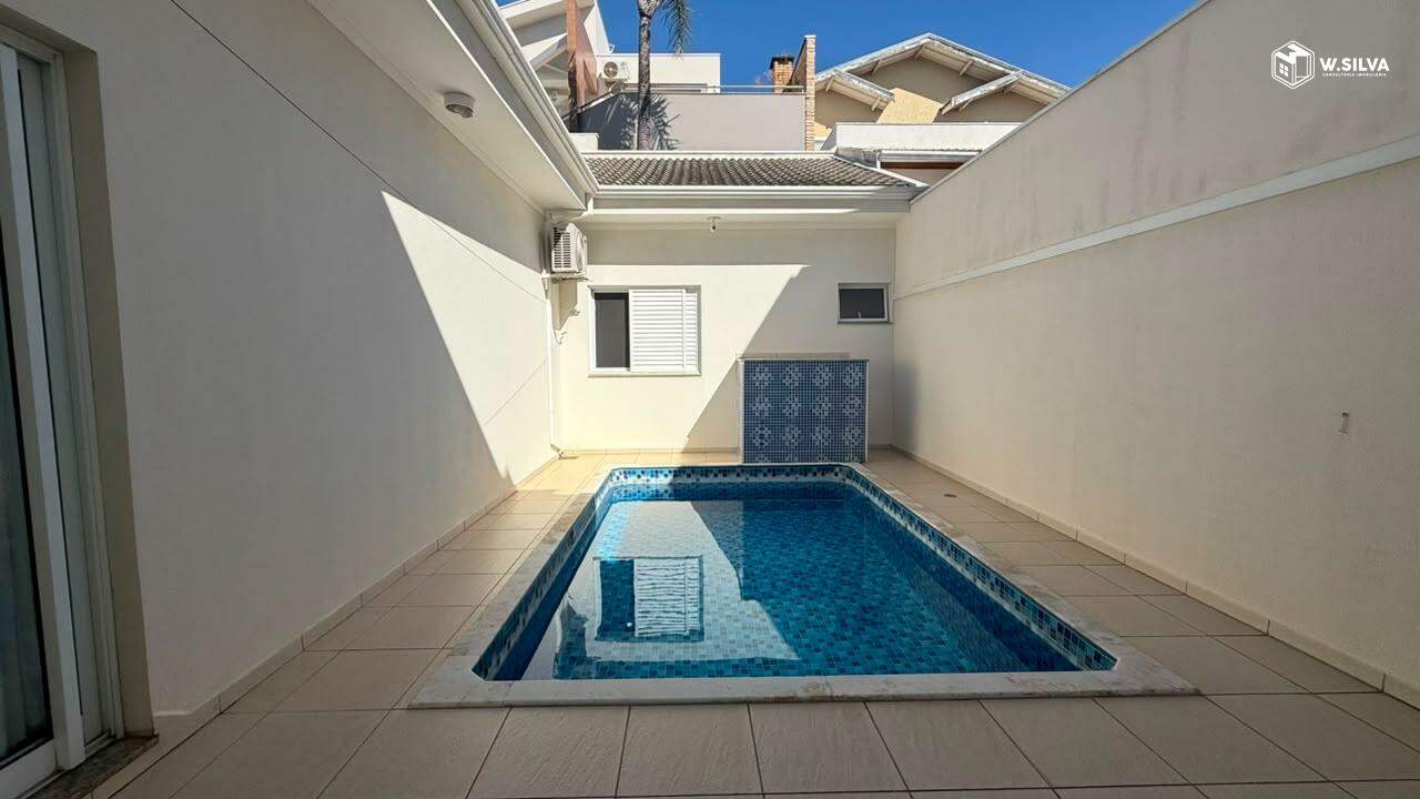 Casa em Condomínio à venda no Jardim Portal dos Ipês: 
