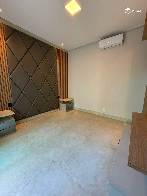Casa em Condomínio à venda no Jardim Residencial Maria Dulce: