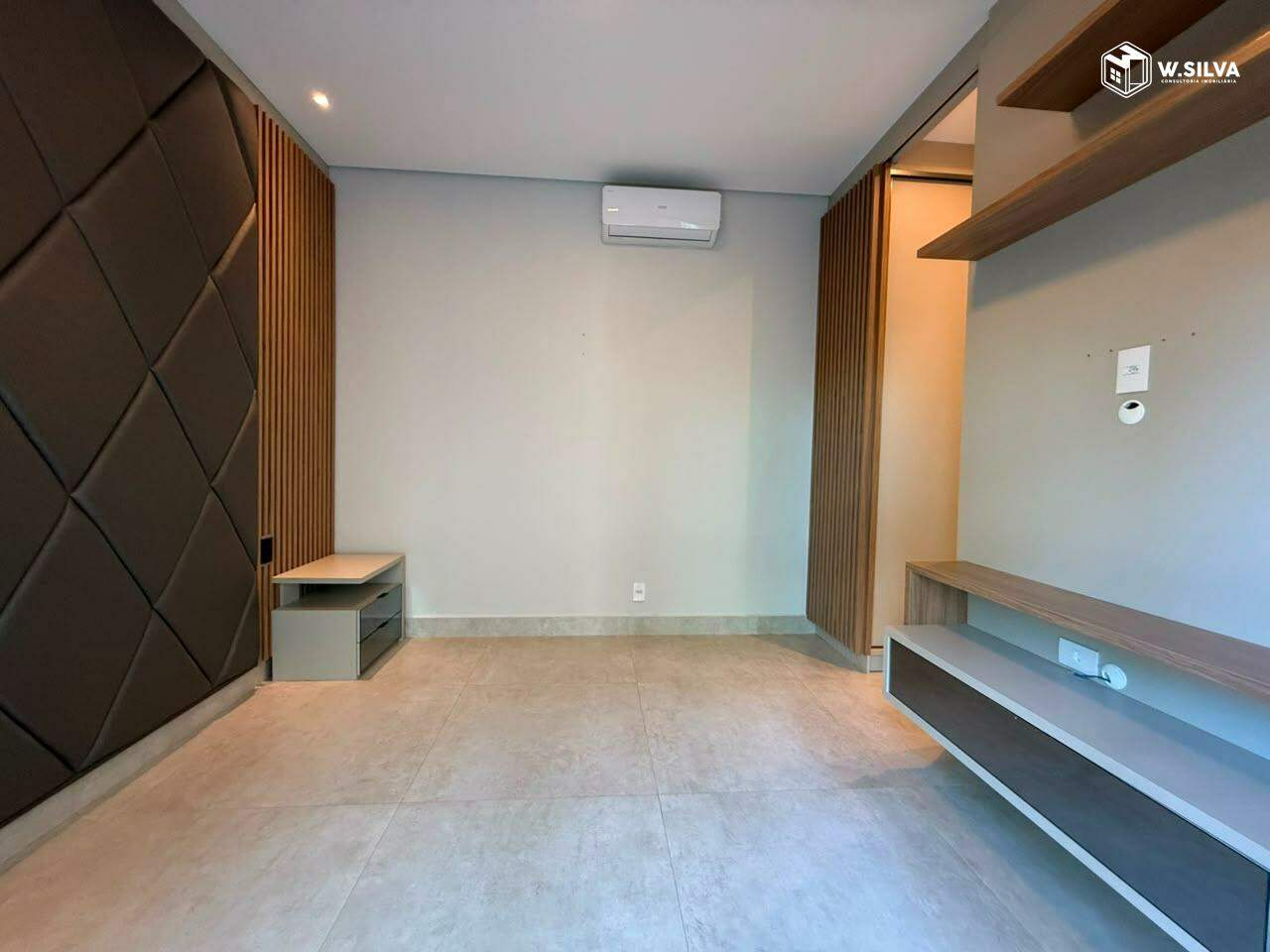 Casa em Condomínio à venda no Jardim Residencial Maria Dulce: