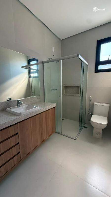 Casa em Condomínio à venda no Condomínio Park Gran Reserve: