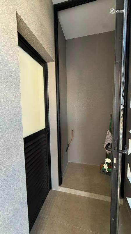 Casa em Condomínio à venda no Condomínio Park Gran Reserve: