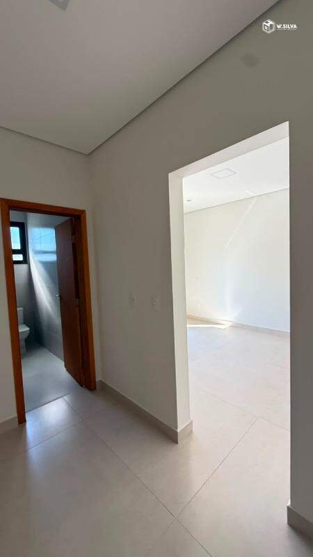 Casa em Condomínio à venda no Condomínio Park Gran Reserve: