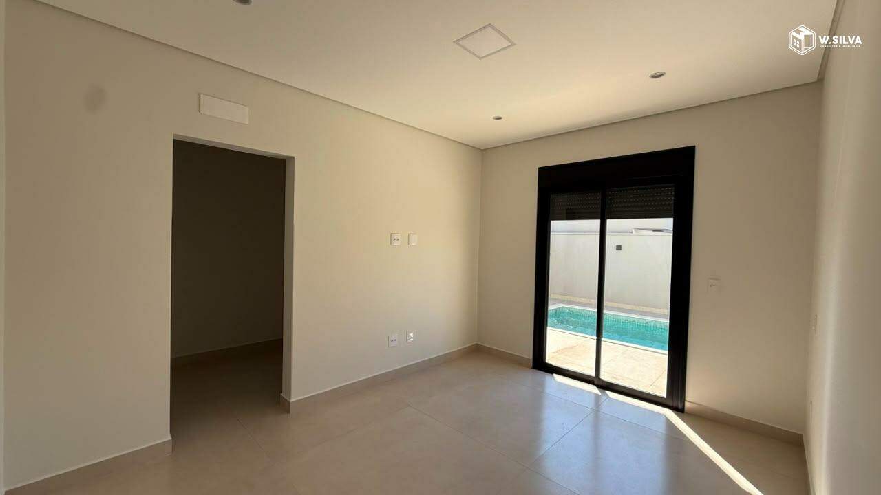 Casa em Condomínio à venda no Condomínio Park Gran Reserve: