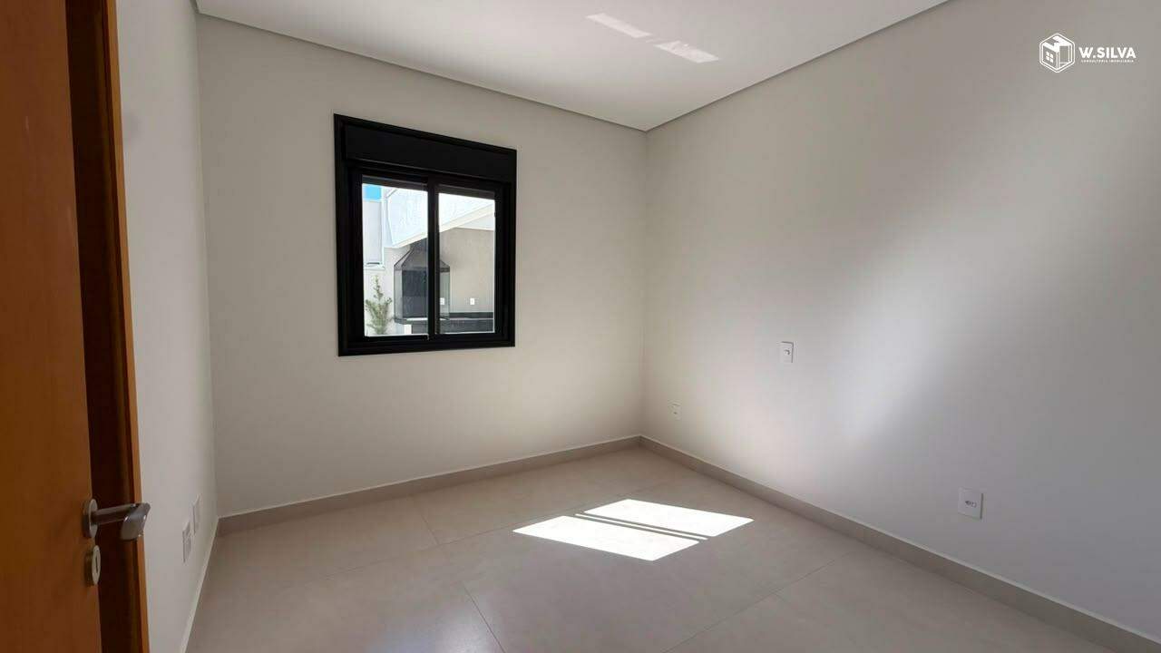 Casa em Condomínio à venda no Condomínio Park Gran Reserve: