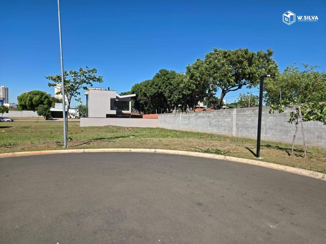 Terreno em condomínio à venda no Residencial Creta - Park Meraki : 