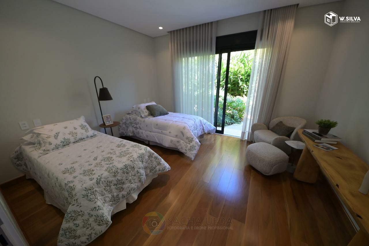 Casa em Condomínio à venda no Condomínio Parque Villa dos Pinheiros: