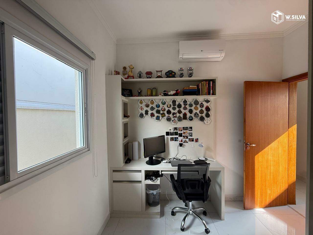 Casa em Condomínio à venda no Condomínio Park Real: 