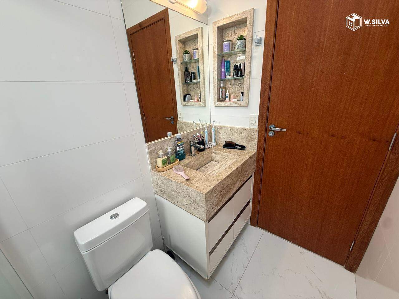 Casa em Condomínio à venda no Condomínio Park Real: 