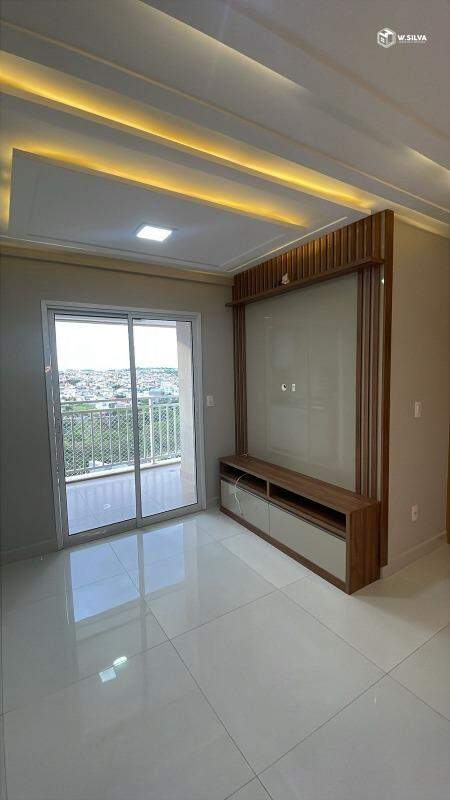 Apartamento à venda no Edifício Cambury: