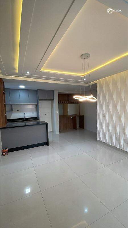 Apartamento à venda no Edifício Cambury: