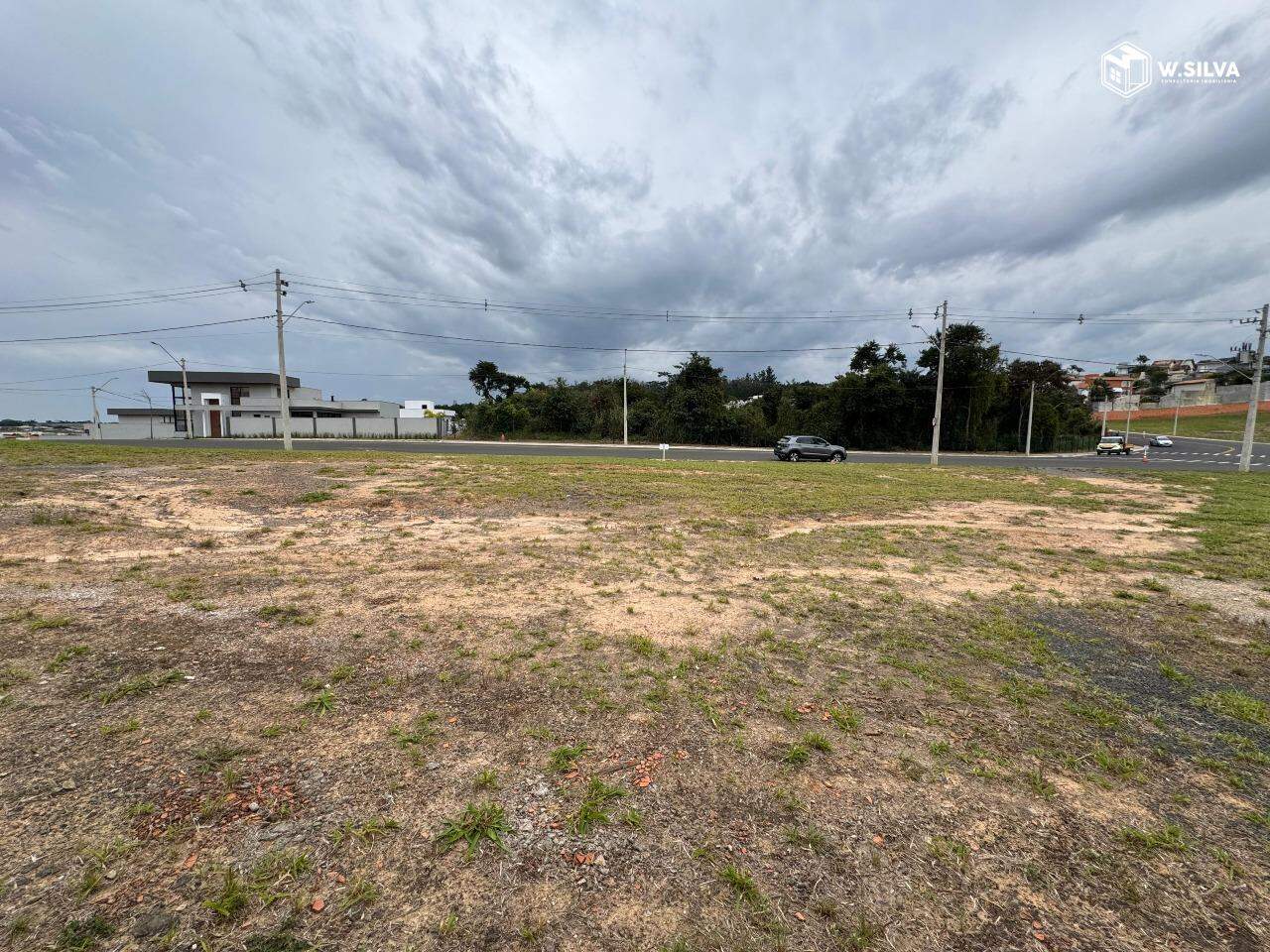 Terreno em condomínio à venda no Jardim Park Vista Real:
