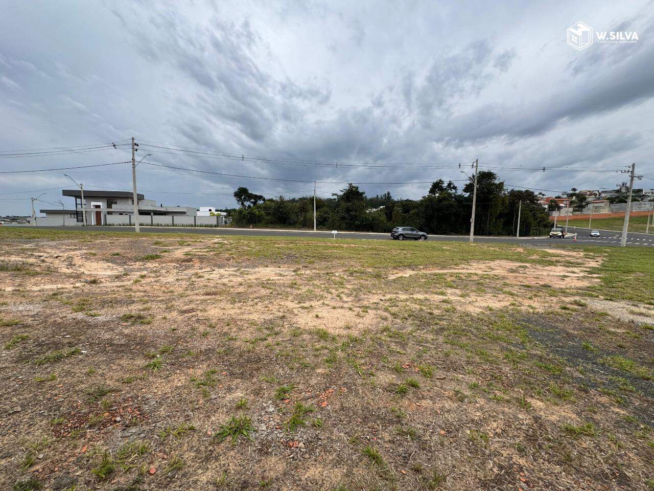 Terreno em condomínio à venda no Jardim Park Vista Real: