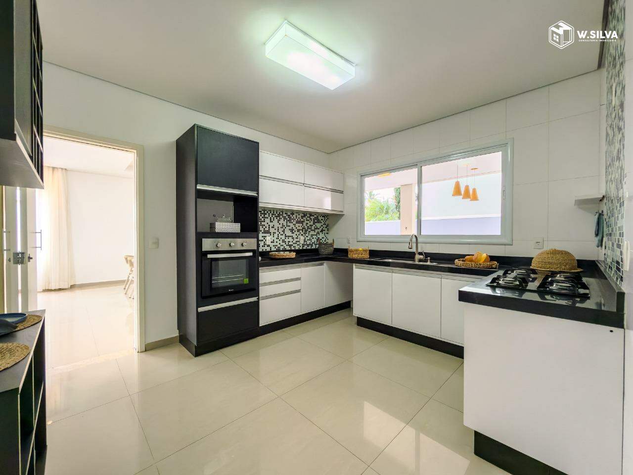 Casa em Condomínio à venda no Condomínio Amstalden Residence: