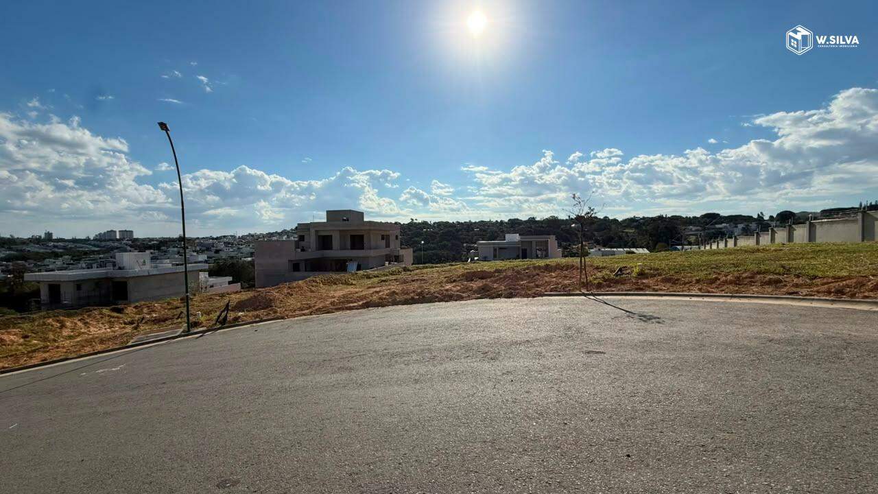 Terreno em condomínio à venda no Condomínio Casa do Lago: