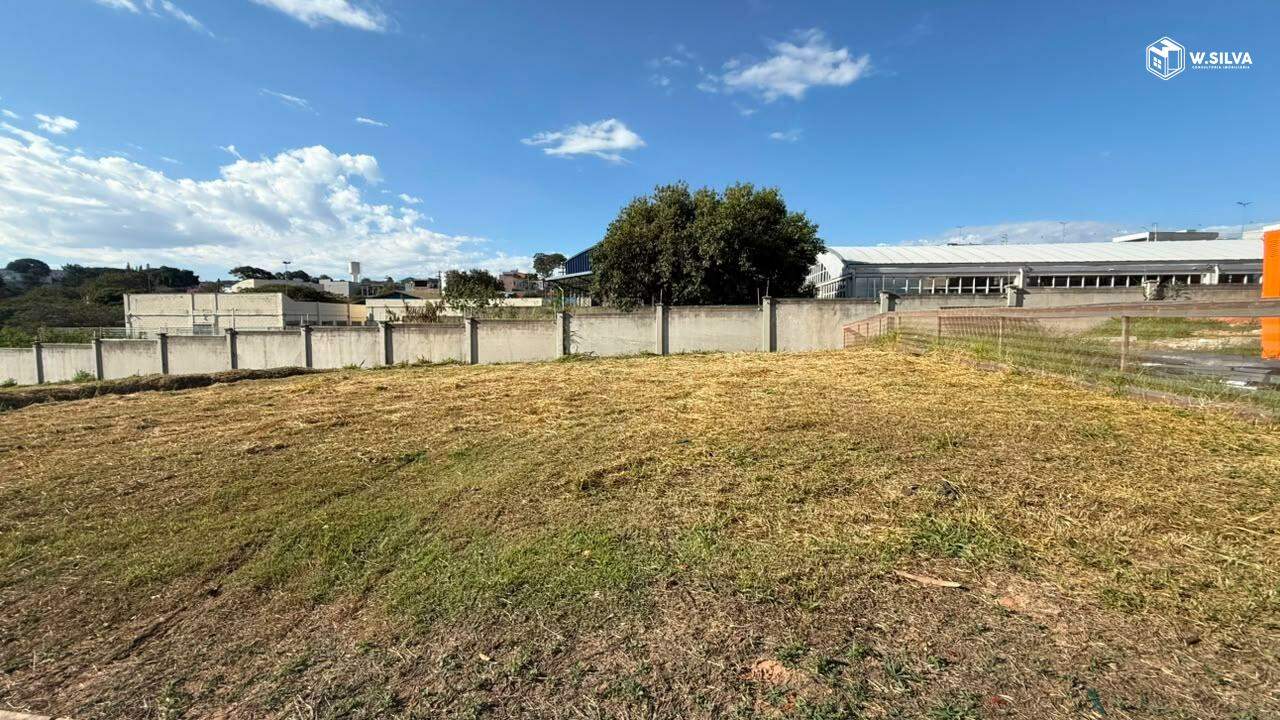 Terreno em condomínio à venda no Condomínio Casa do Lago: