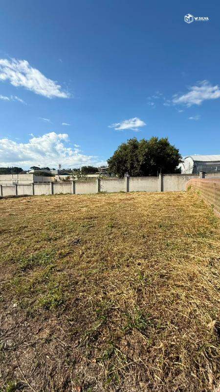 Terreno em condomínio à venda no Condomínio Casa do Lago: