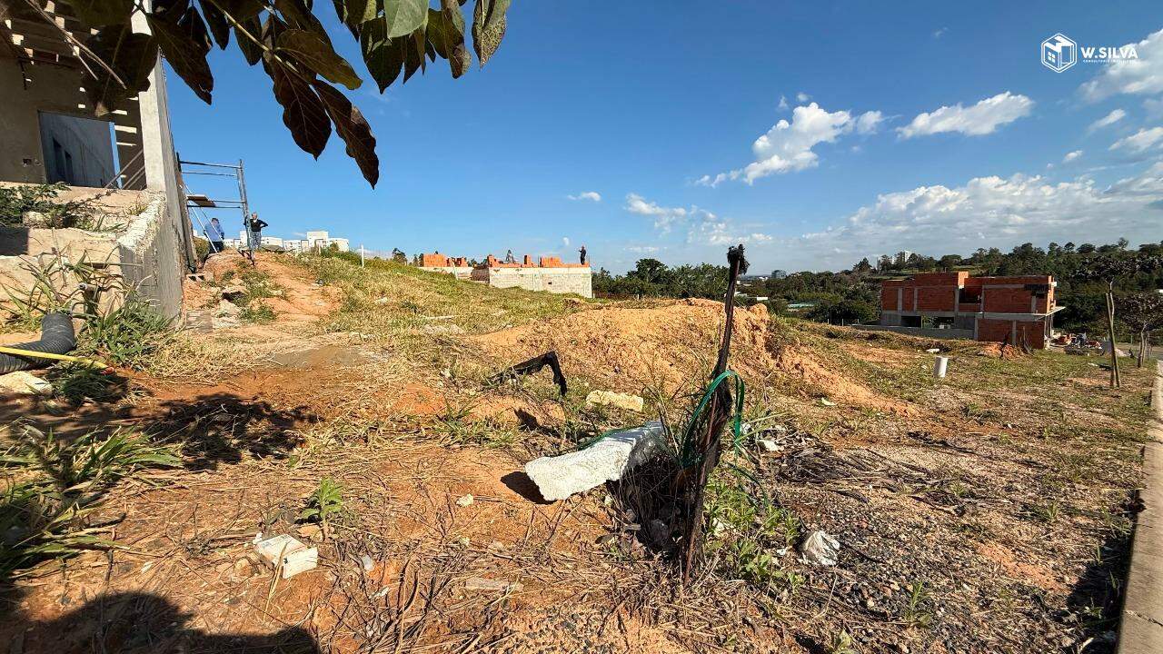 Terreno em condomínio à venda no Condomínio Casa do Lago: