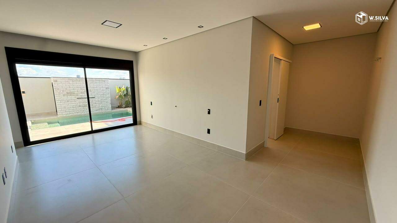 Casa em Condomínio à venda no Condomínio Casa do Lago: