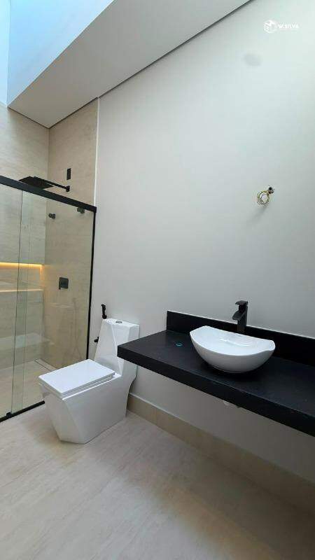 Casa em Condomínio à venda no Condomínio Casa do Lago:
