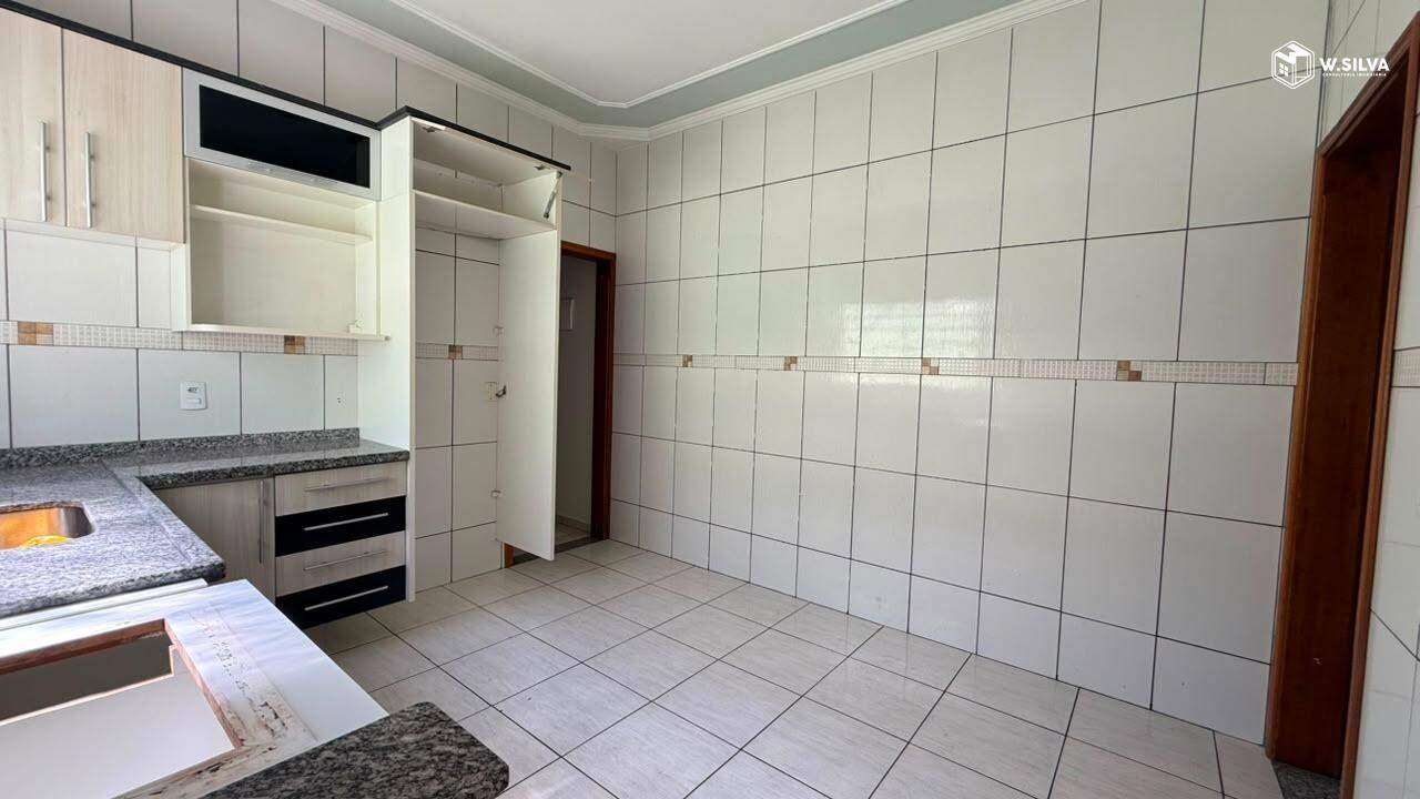 Casa à venda no Vila Avaí: