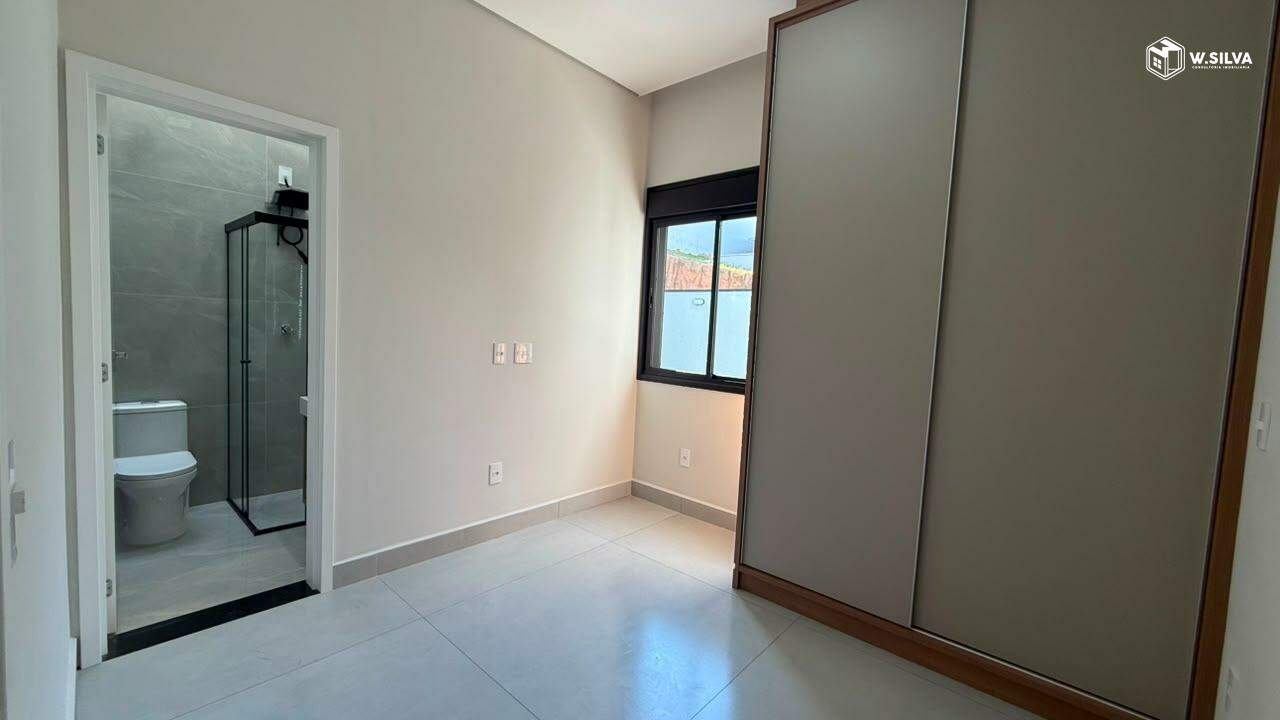 Casa em Condomínio à venda no Condomínio Park Gran Reserve: SUÍTE 1