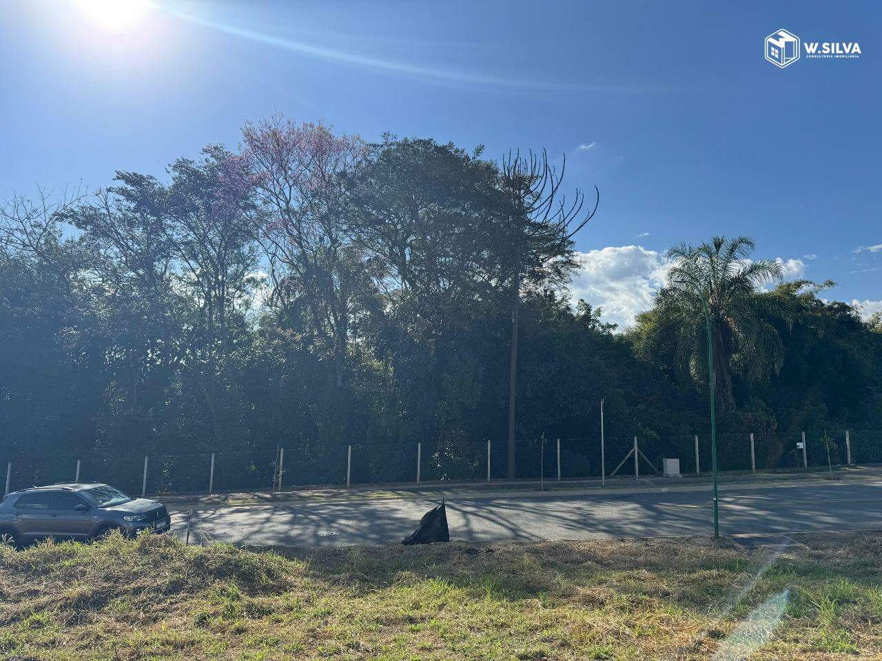 Terreno à venda no Casa do Lago: