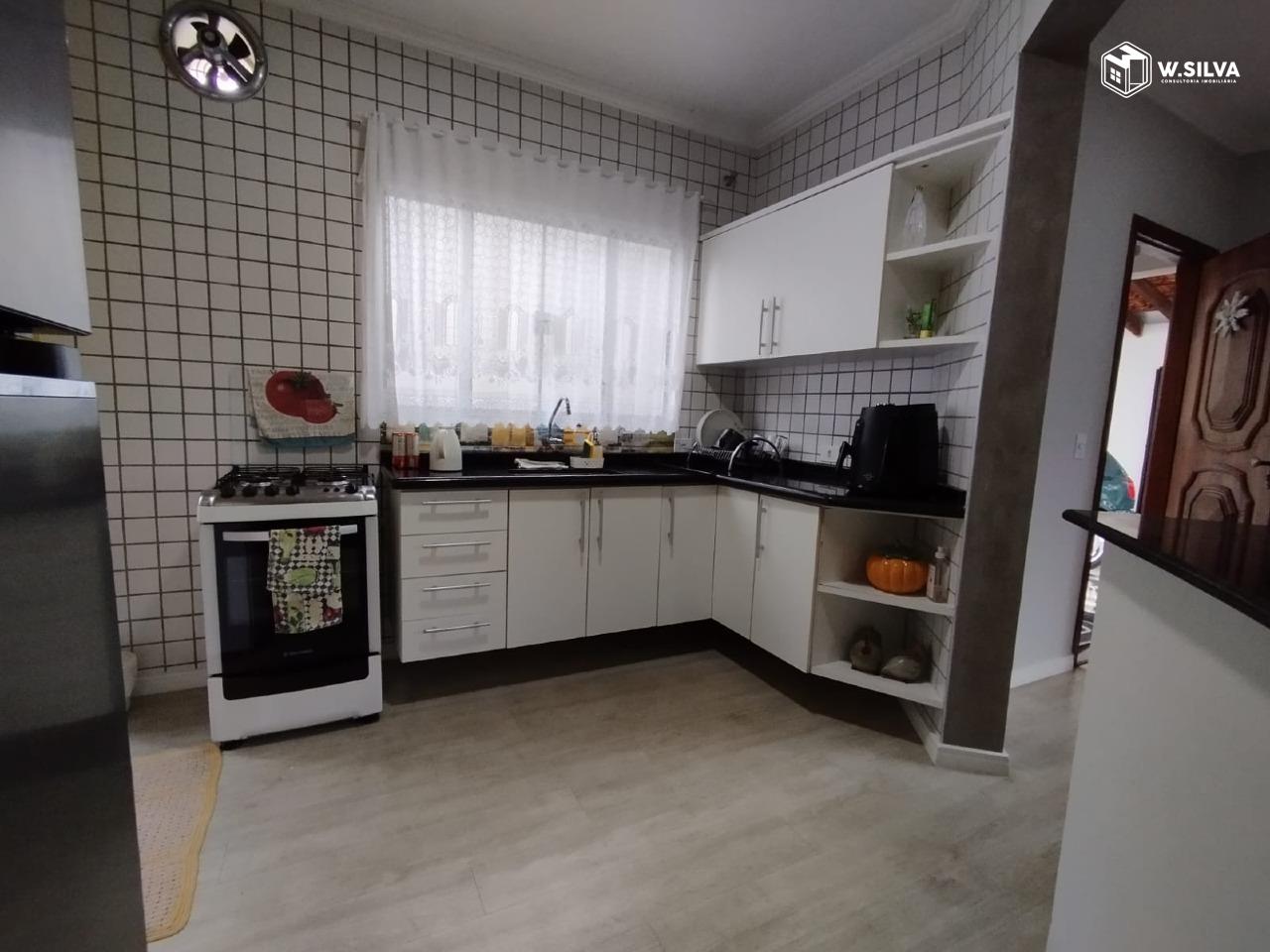 Casa à venda no Jardim Europa II: